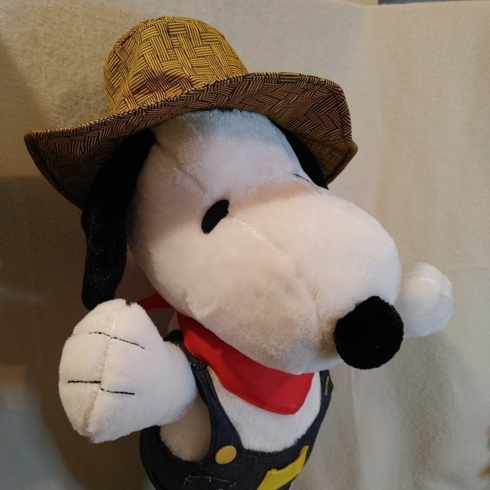 snoopy Fall Stand Alone Greeter - Picture 3 of 8